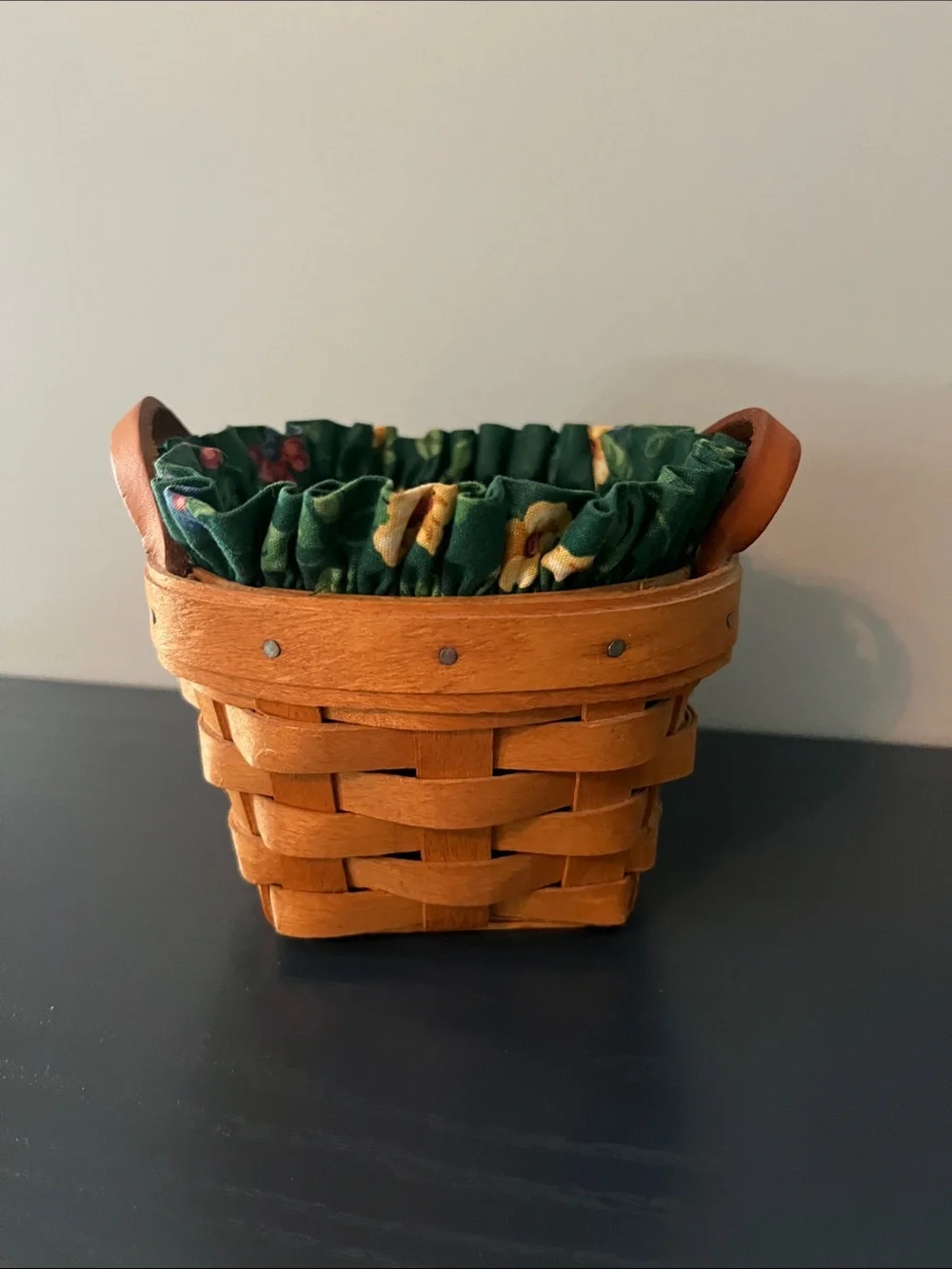1997 Longaberger Thyme Booking Basket